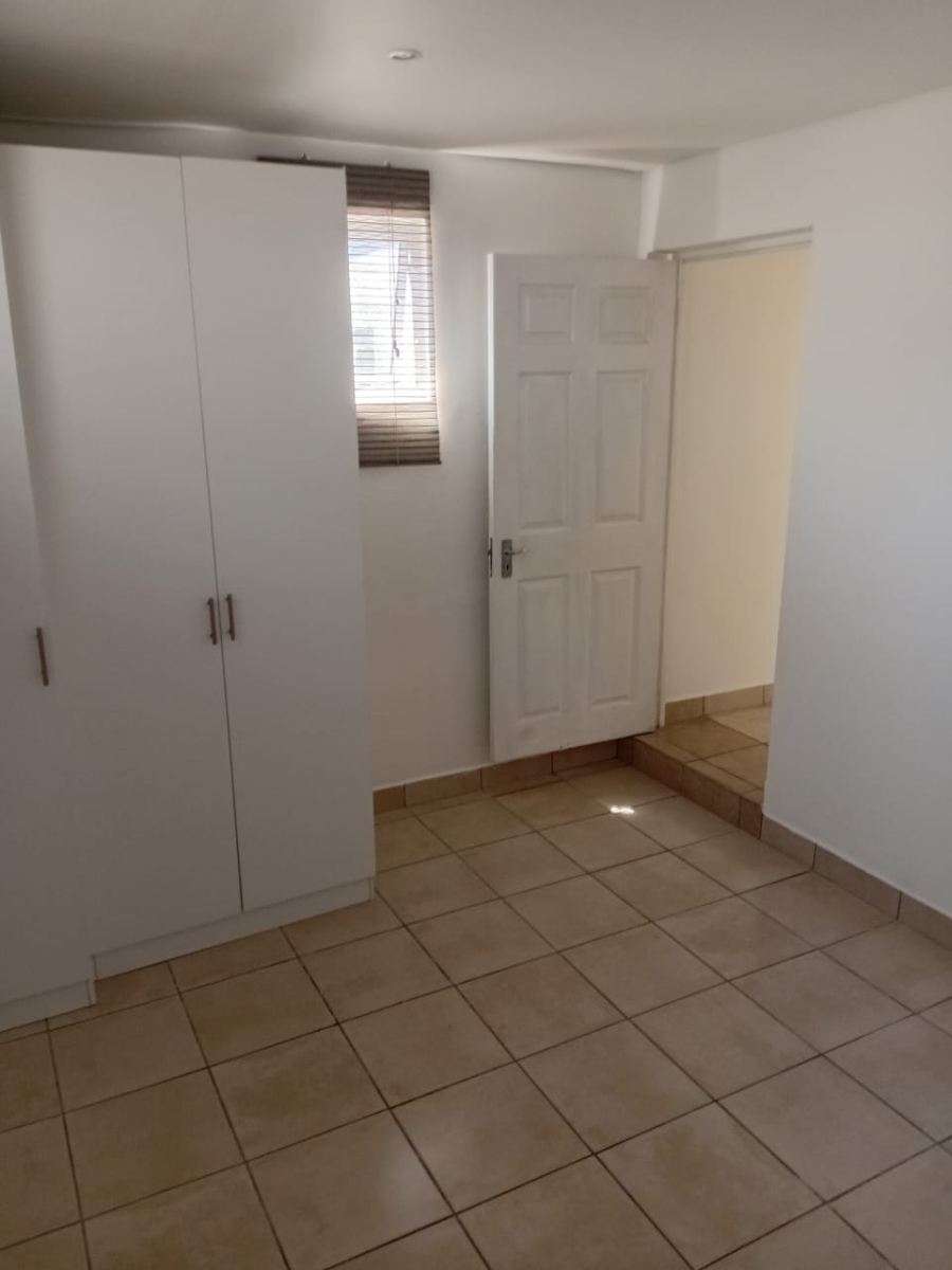 To Let 2 Bedroom Property for Rent in Vincent Eastern Cape